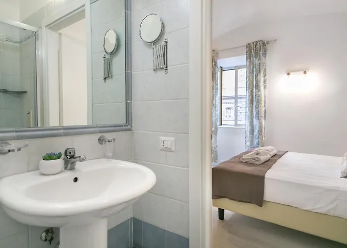 White Candia 4* Roma