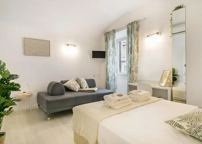 White Candia 4* Roma