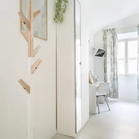 White Candia Oda ve Kahvaltı